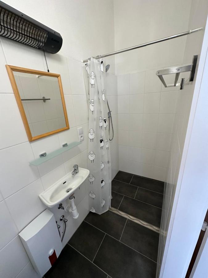 Central Plaza Mini Apartment 1 Bruck an der Leitha Eksteriør bilde